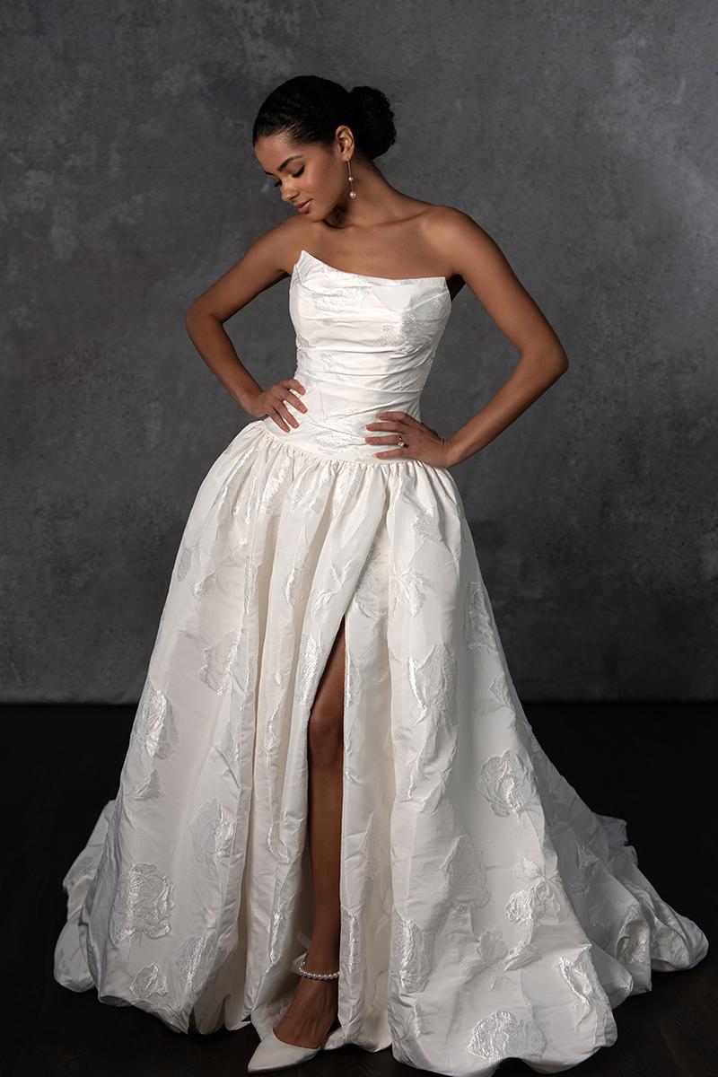 Essense Bridal Collection Style Number D4325 - 7