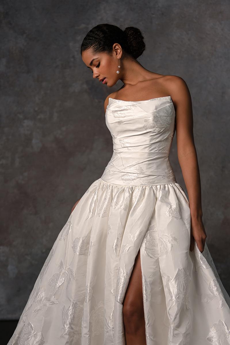 Essense Bridal Collection Style Number D4325 - 6