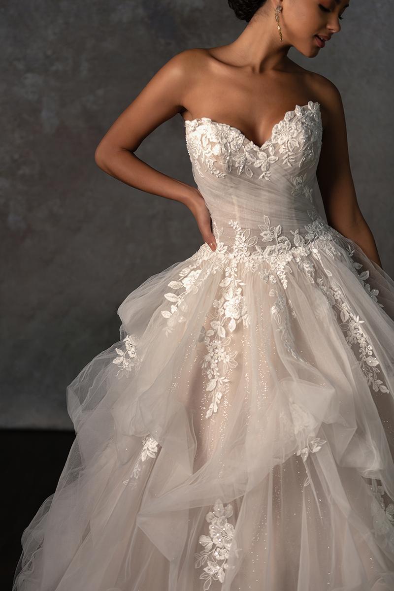 Essense Bridal Collection Style Number D4345 - 5