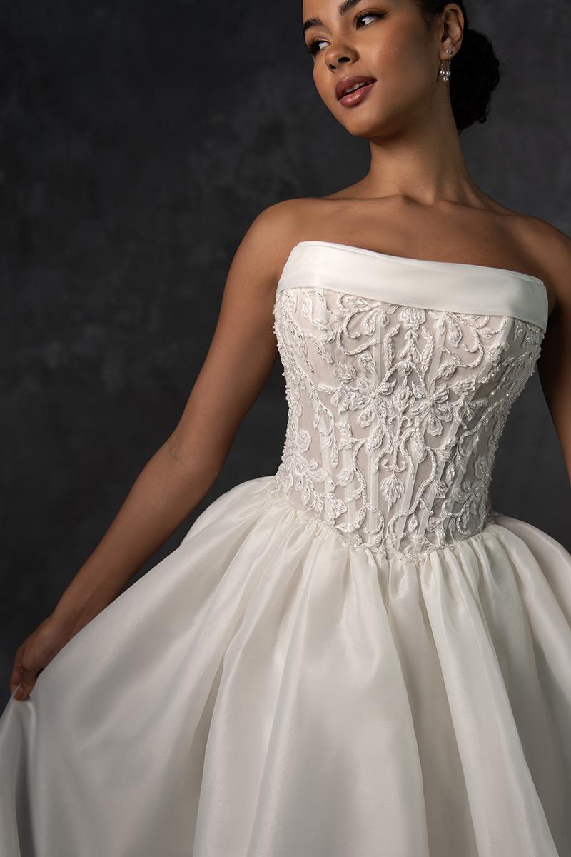 Essense Bridal Collection Style Number D4351 - 5