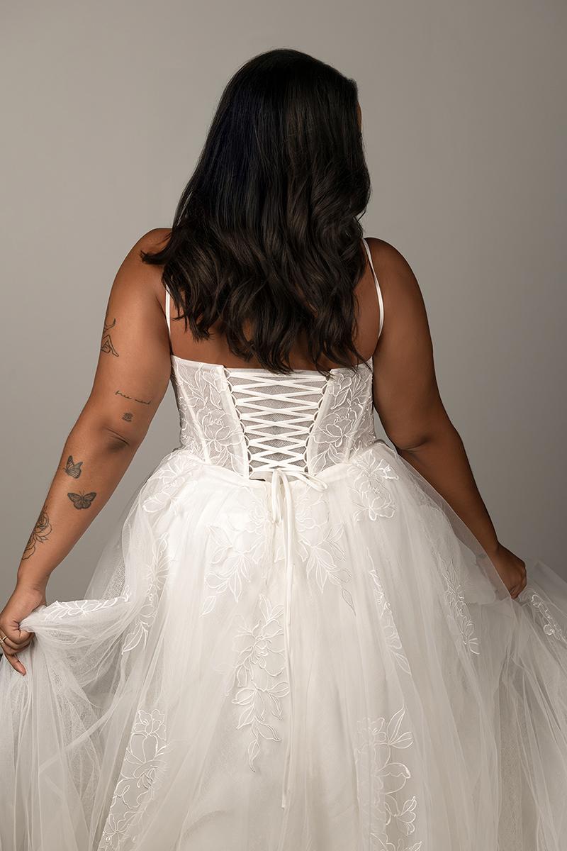 Stella York Style Number SY8114 - 9