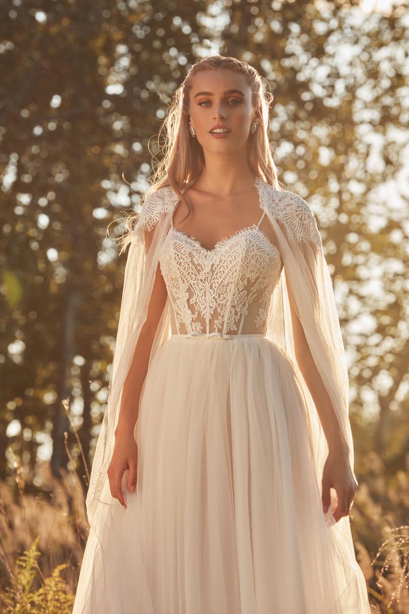 L'Amour Style Number LA21107 - 3