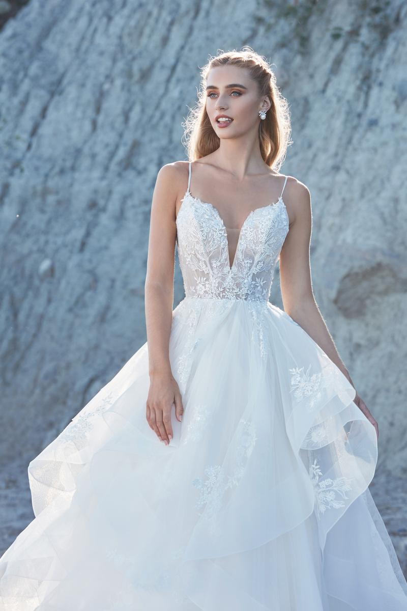 L'Amour Style Number LA21115 - 3