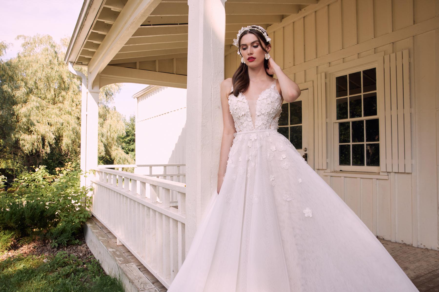 L'Amour Style Number LA22101 - 3