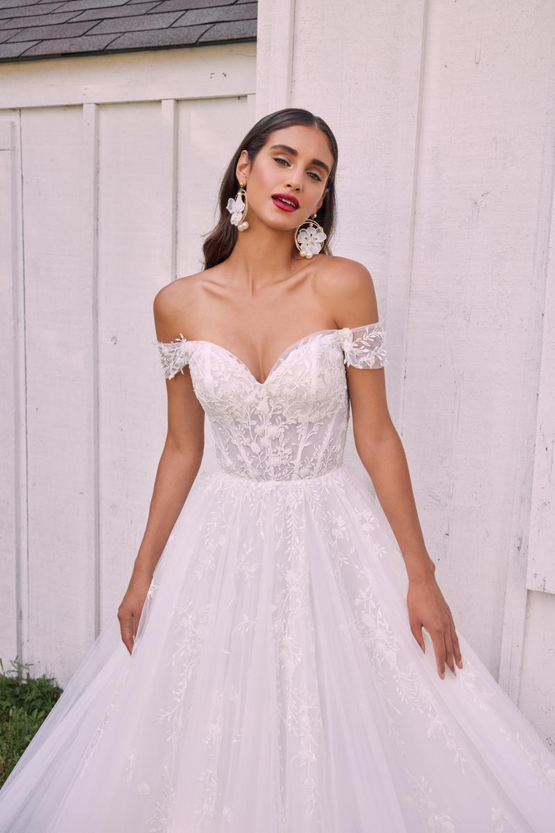 L'Amour Style Number LA22127 - 3