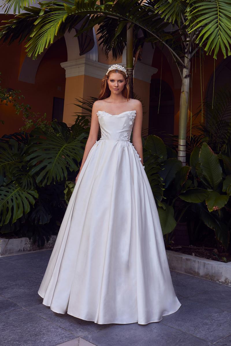 L'Amour Style Number LA23121 - 4