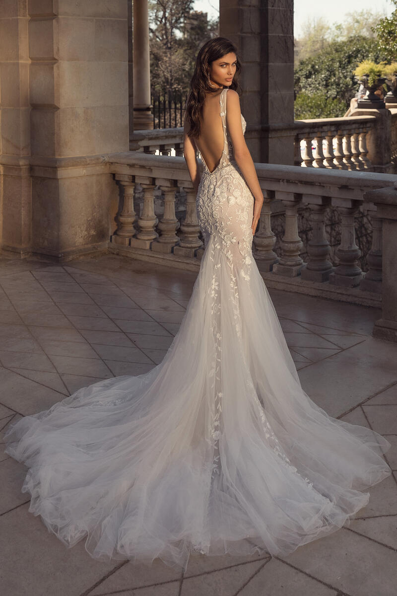 Julie Vino Style Number 1813 - 2