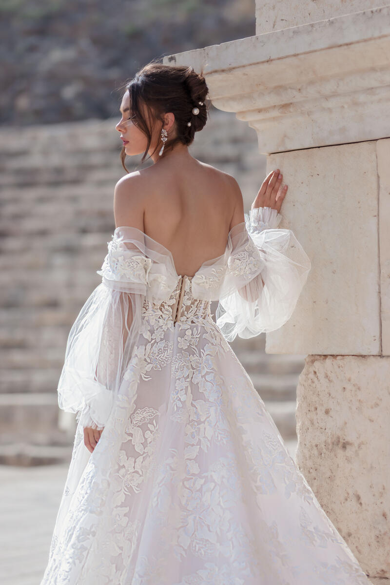 Julie Vino Style Number 2101 - 5