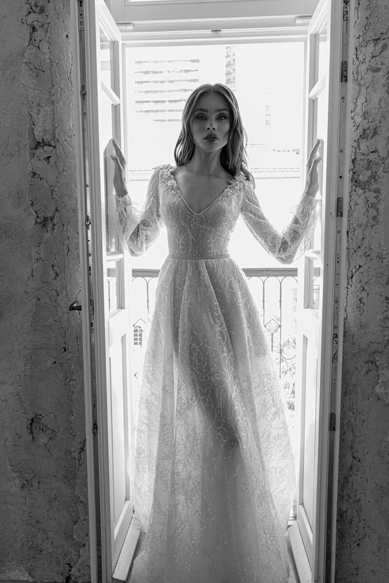 Julie Vino Style Number 2203 - 4