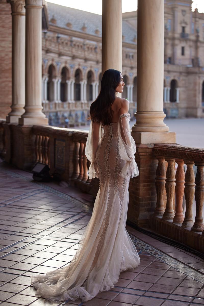 Julie Vino Style Number 2402 - 8