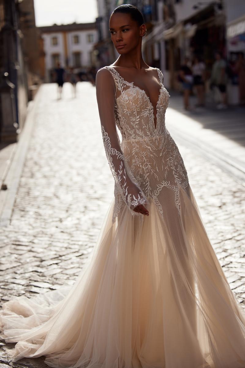 Romanzo Style Number 2351 - 3