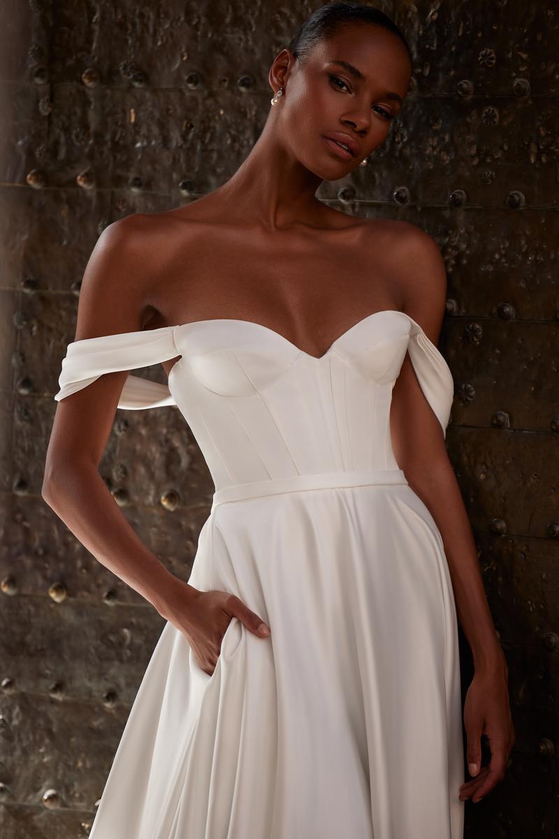 Romanzo Style Number 2355 - 3