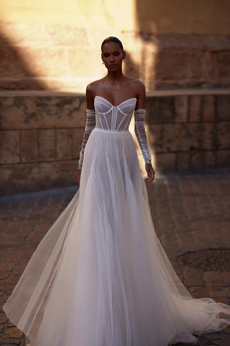 Romanzo Style Number 2356 - 1