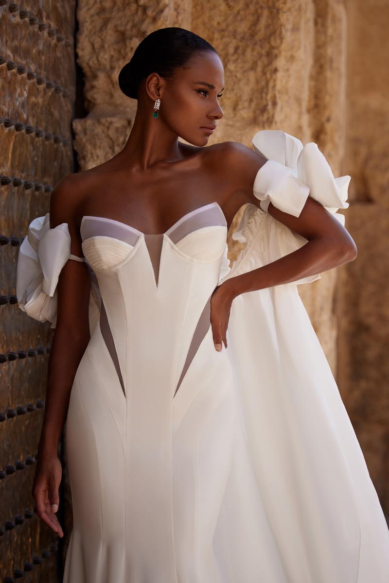 Romanzo Style Number 2357 - 3