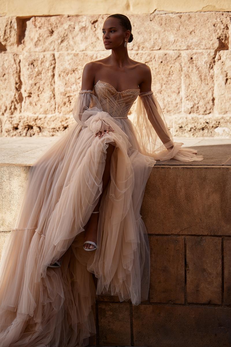 Romanzo Style Number 2360 - 5