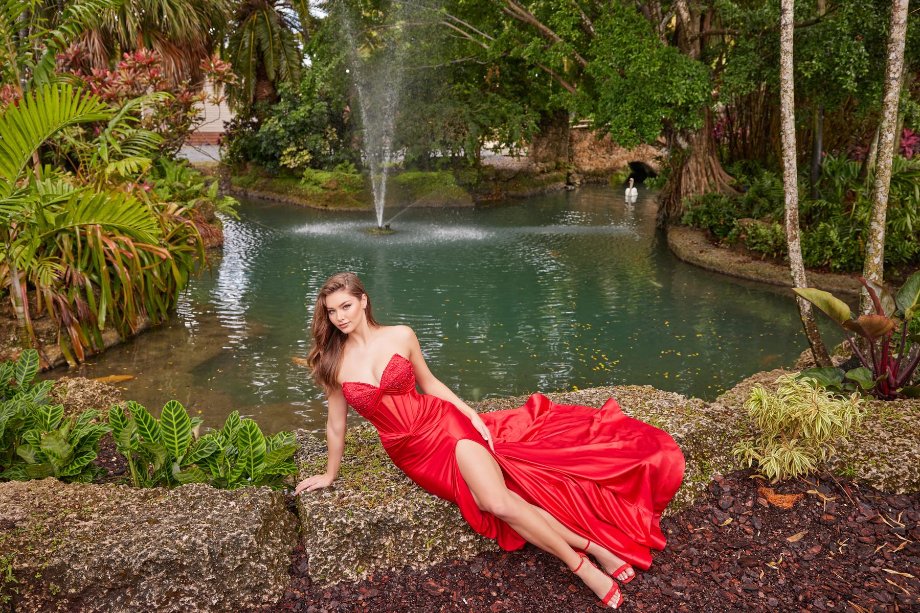 Ellie Wilde Style Number EW36009 - 15