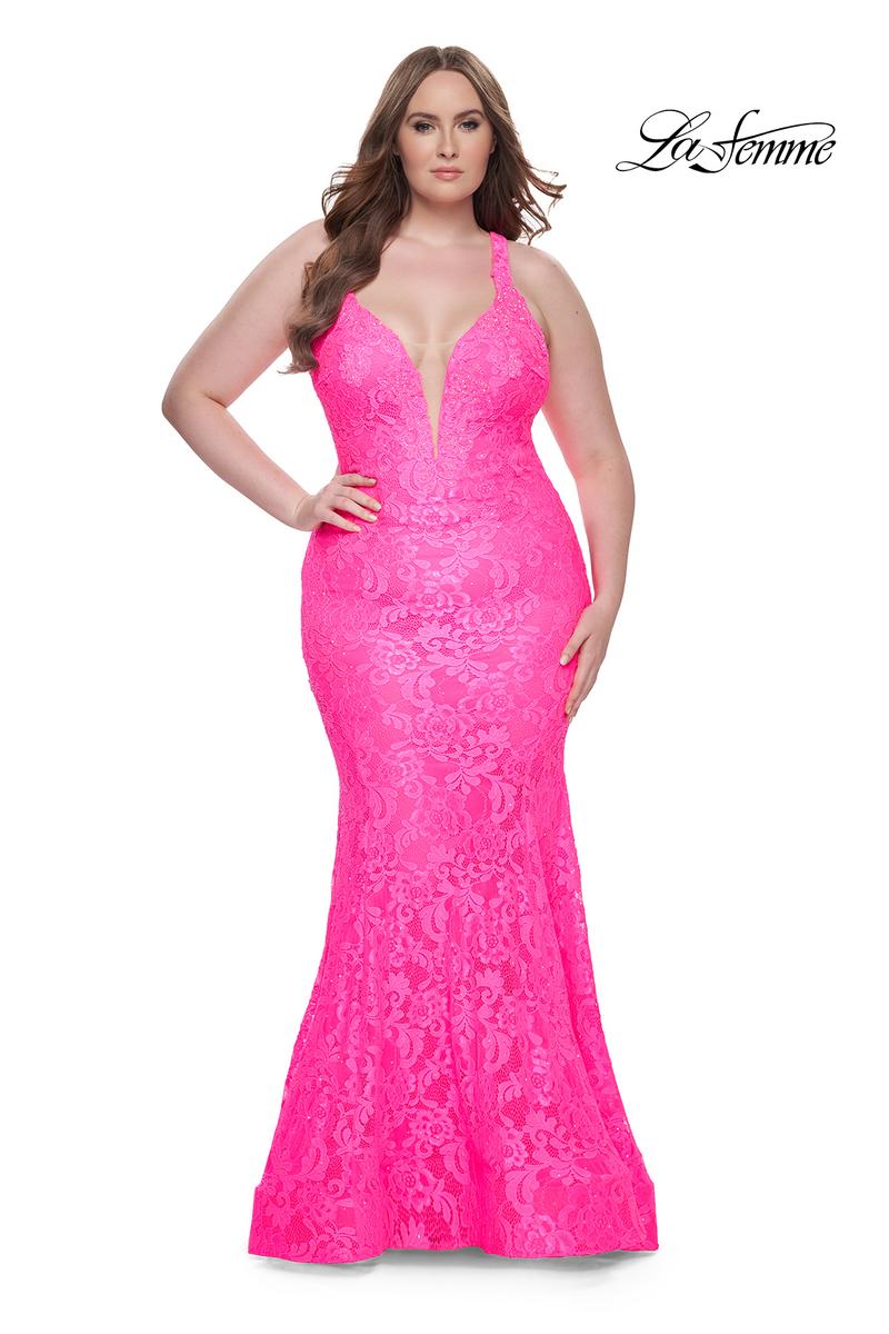 Plus Sizes Style Number 31118 - 1