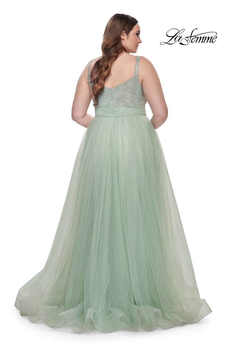 Plus Sizes Style Number 31251 - 8