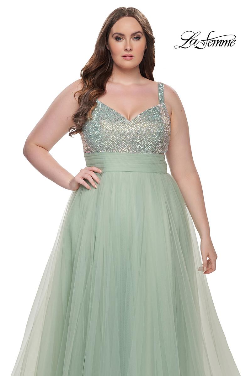 Plus Sizes Style Number 31251 - 19