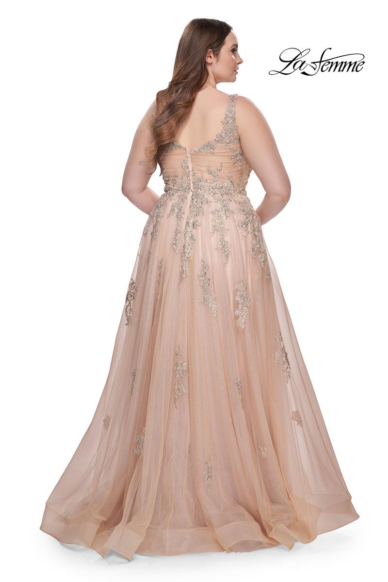 Plus Sizes Style Number 31383 - 4