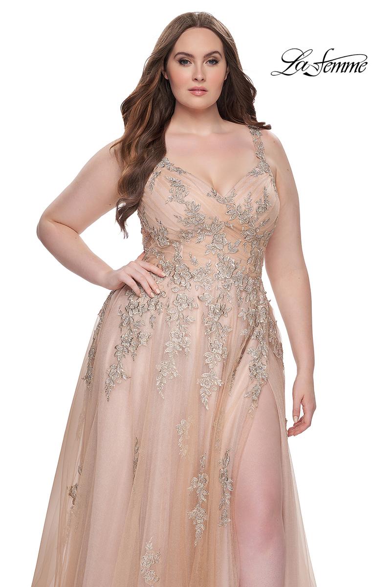 Plus Sizes Style Number 31383 - 16
