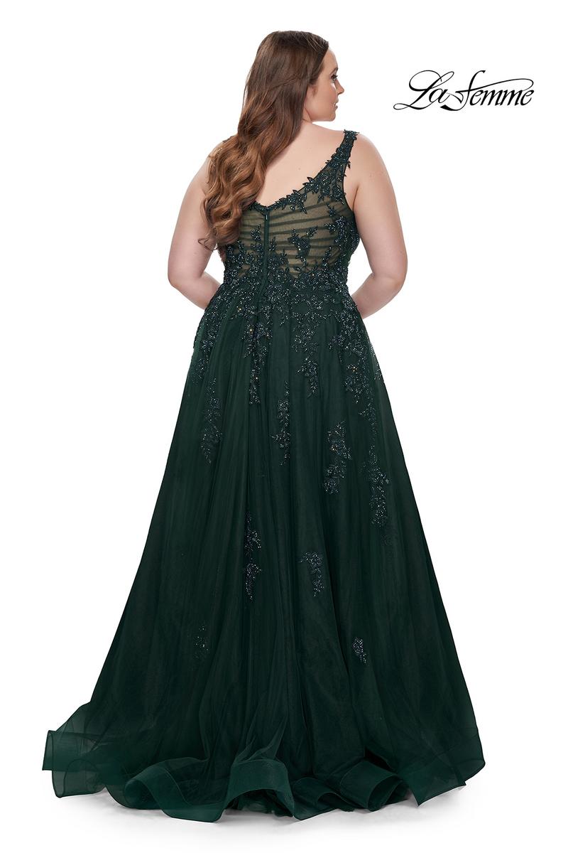 Plus Sizes Style Number 31383 - 6