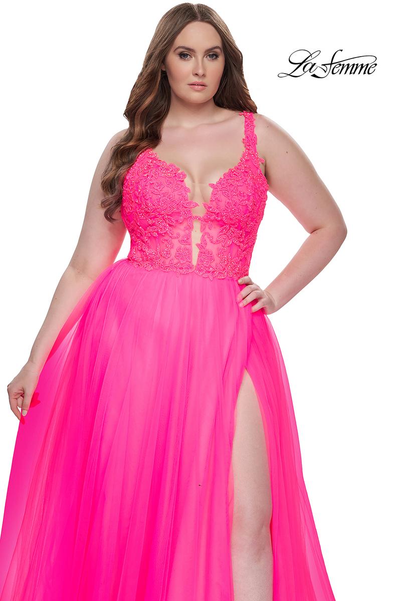 Plus Sizes Style Number 31394 - 14