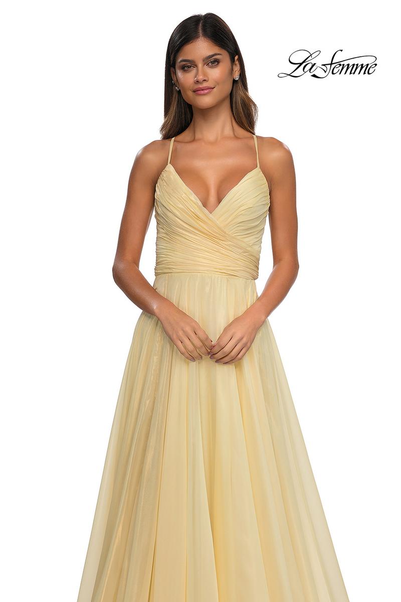 La Femme Style Number 33043 - 5