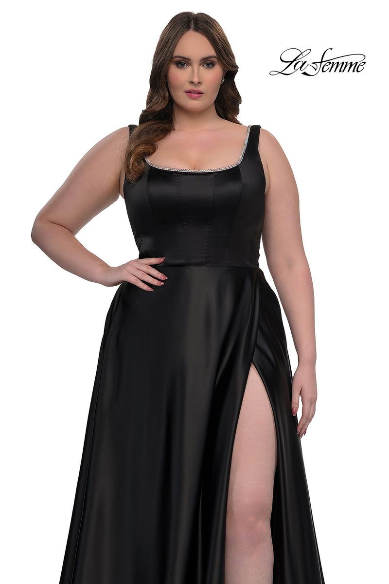 Plus Sizes Style Number 33026 - 7