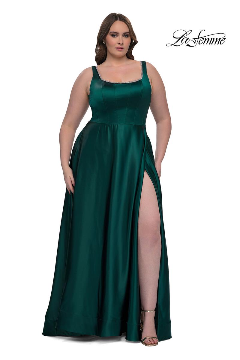 Plus Sizes Style Number 33026 - 1