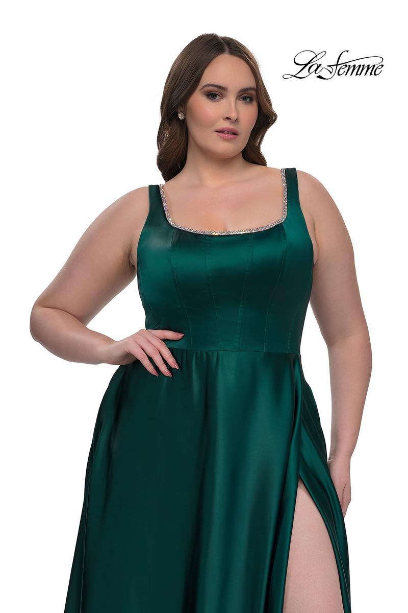 Plus Sizes Style Number 33026 - 13