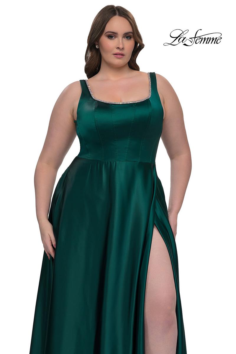 Plus Sizes Style Number 33026 - 5
