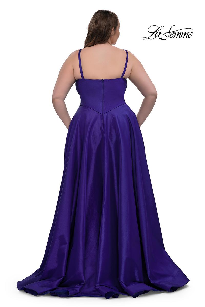 Plus Sizes Style Number 33075 - 4