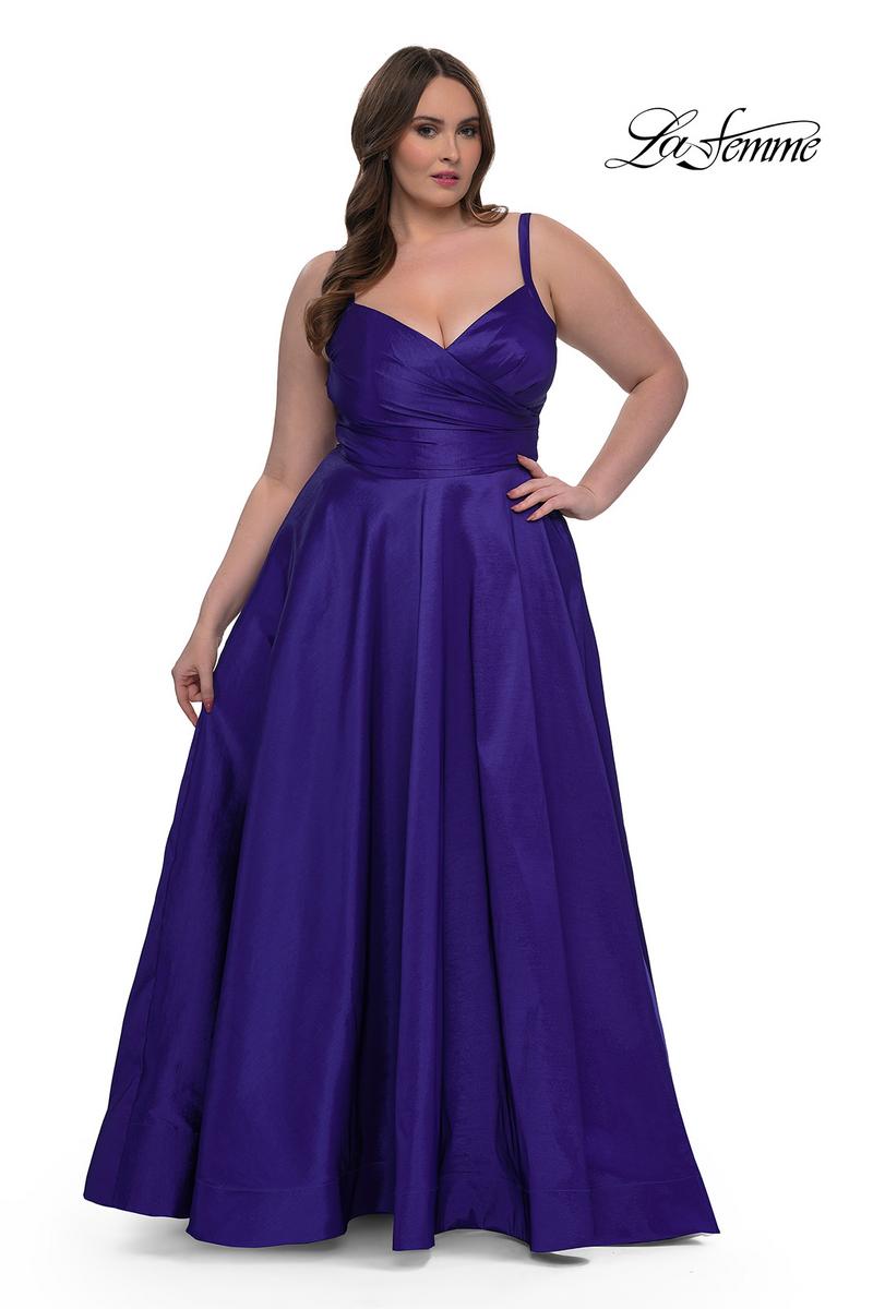 Plus Sizes Style Number 33075 - 10