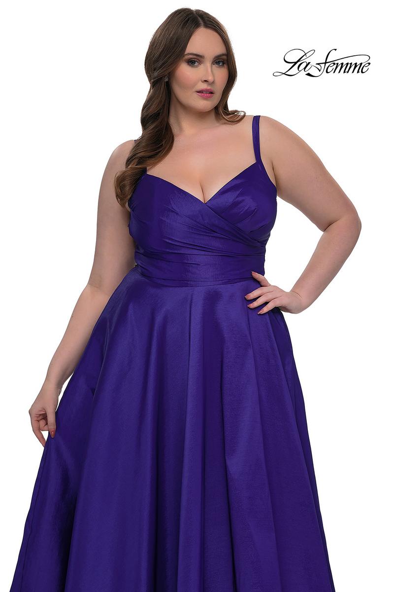 Plus Sizes Style Number 33075 - 11