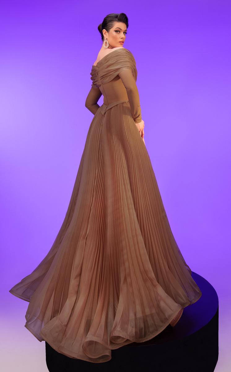 MNM Couture Style Number F02800 - 6