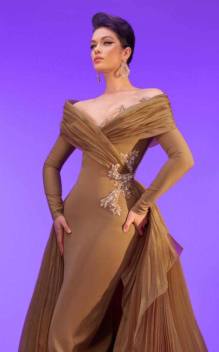 MNM Couture Style Number F02800 - 11