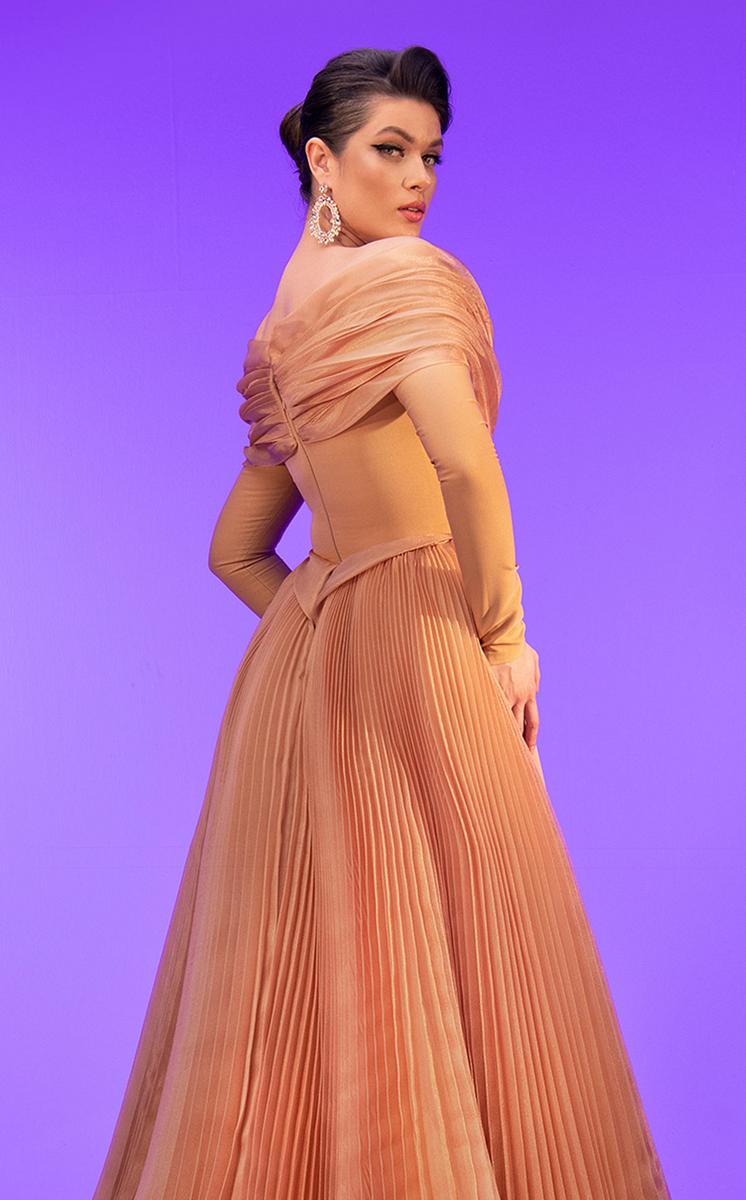 MNM Couture Style Number F02800 - 10