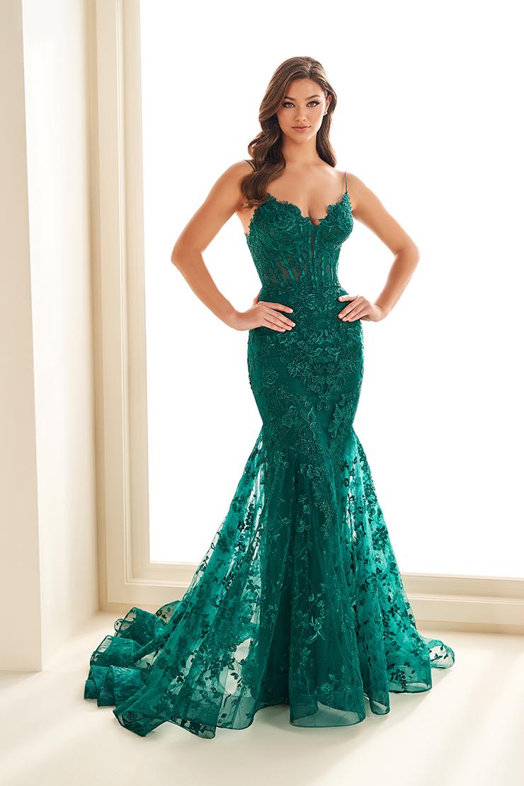 Ellie Wilde Style Number EW36008 - 3