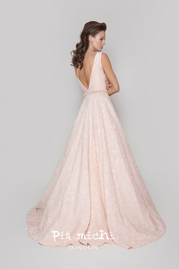 Pia Michi Style Number 1999 - 2