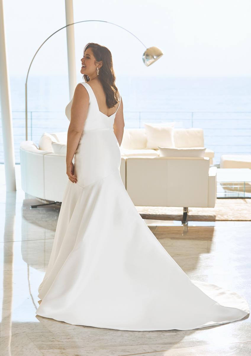 Pronovias Style Number ADORAY - 4