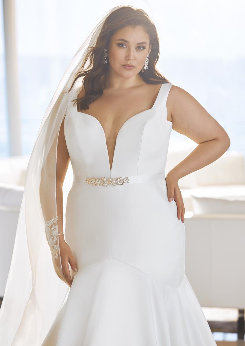 Pronovias Style Number ADORAY - 5