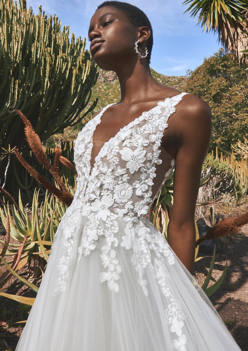 Pronovias Style Number ARENAL - 2