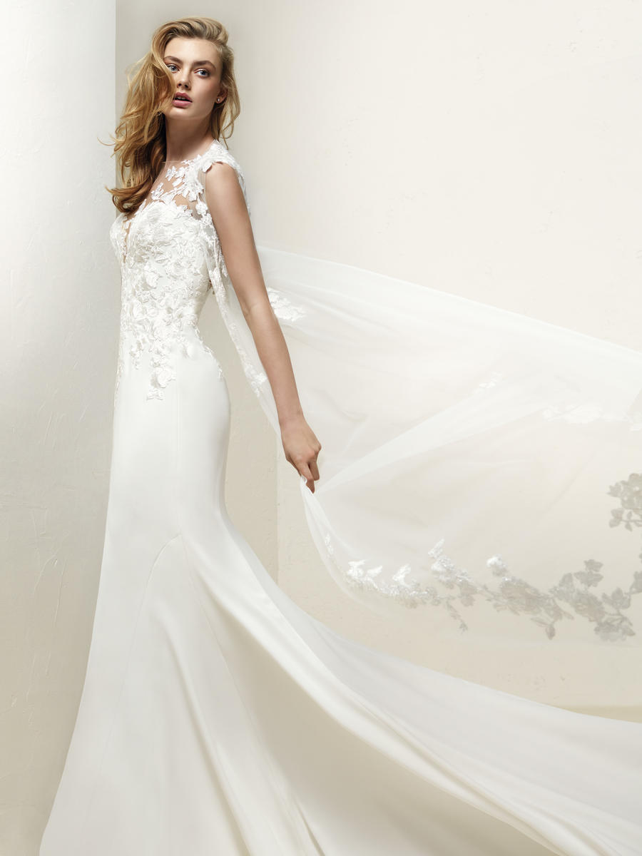 Pronovias Style Number DRAIL - 3