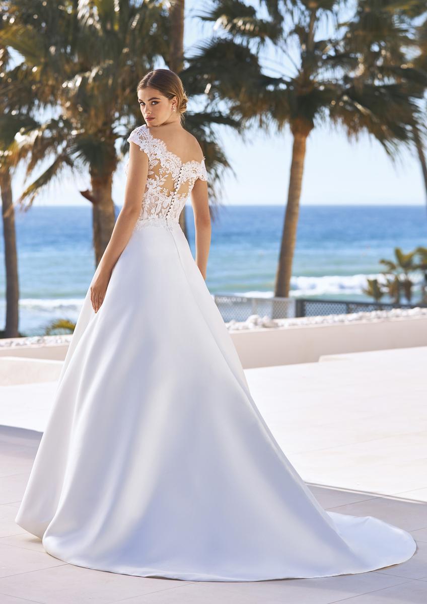 Pronovias Style Number EDIE - 2