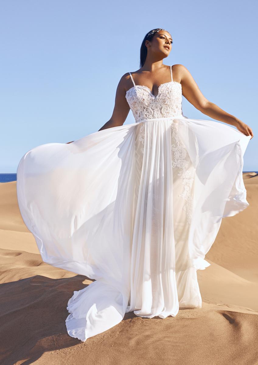 Pronovias Style Number GOBLIN - 4