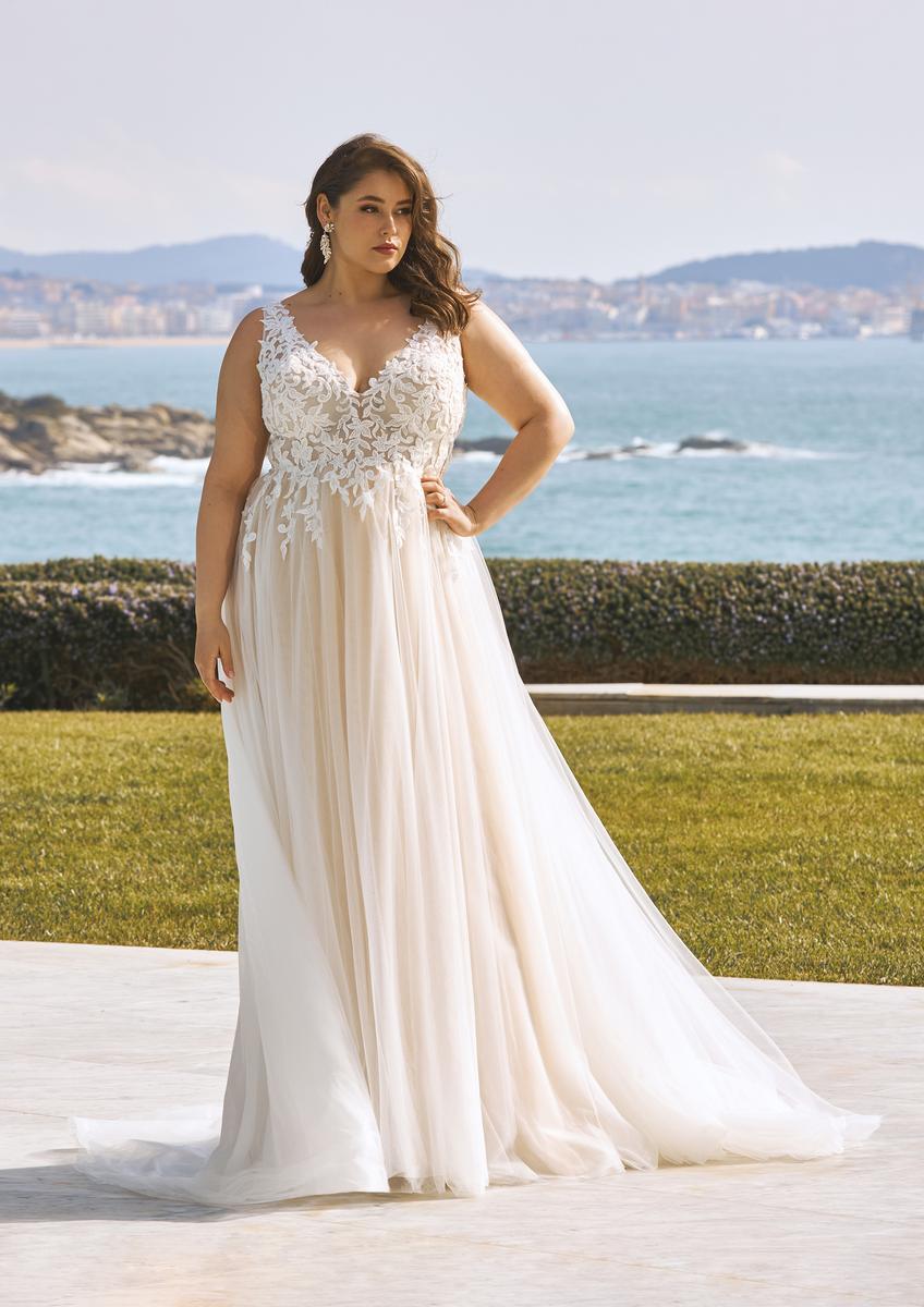 Pronovias Style Number LAVINIA - 3
