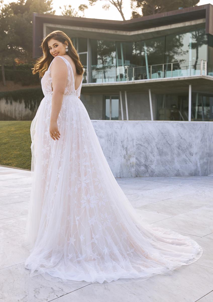 Pronovias Style Number MAKENA - 7