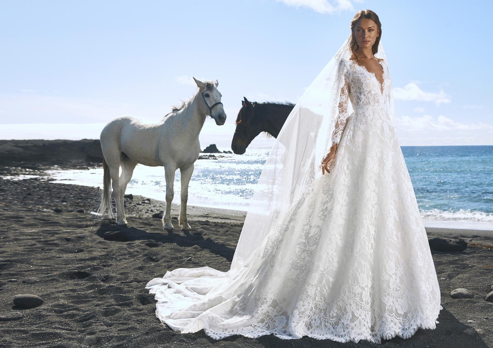 Pronovias Style Number MINGSHA - 7