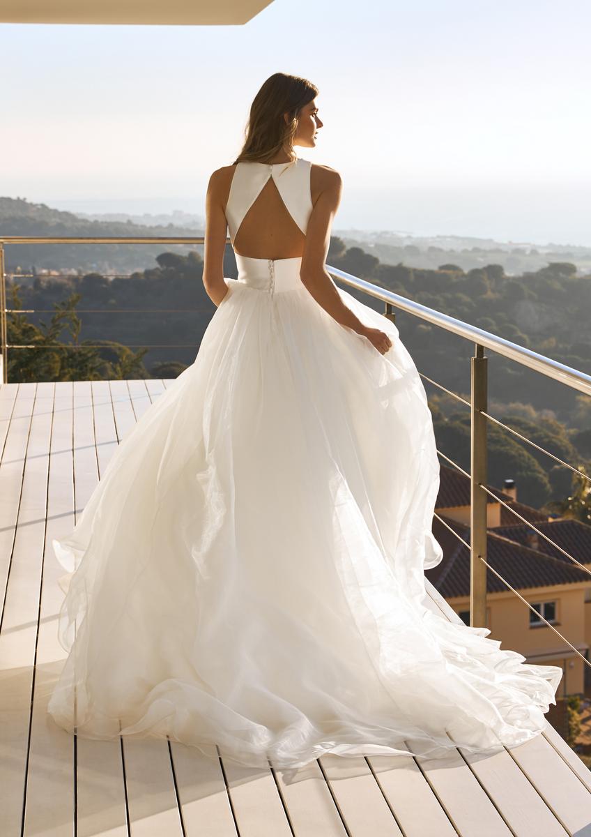 Pronovias Style Number PRUNA - 2